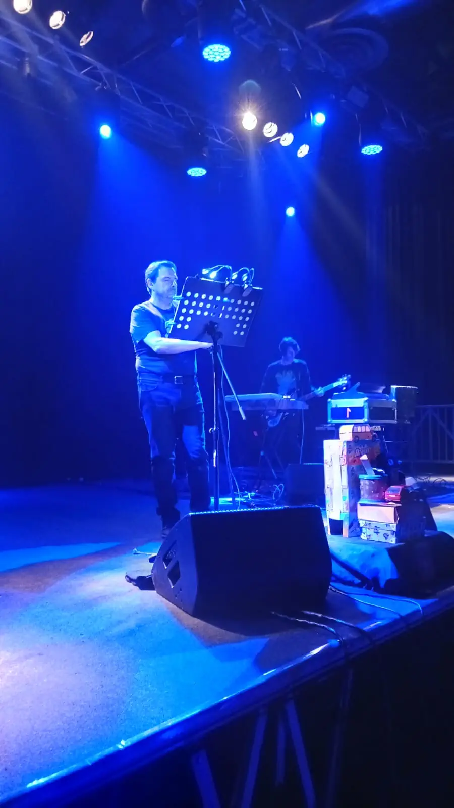 Live report 08.10.2025 Offlaga disco pax "Socialismo tascabile"